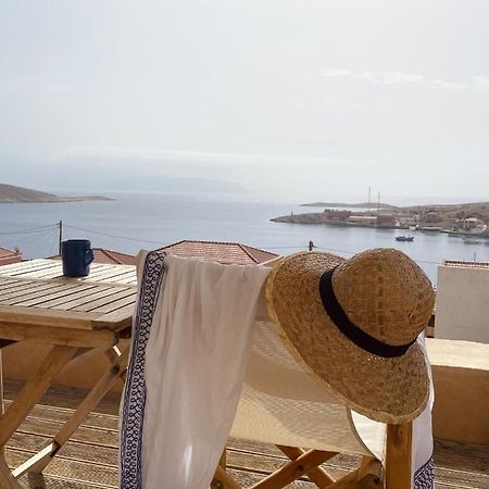 Marina Castellana Studios II Chalki Town Eksteriør bilde