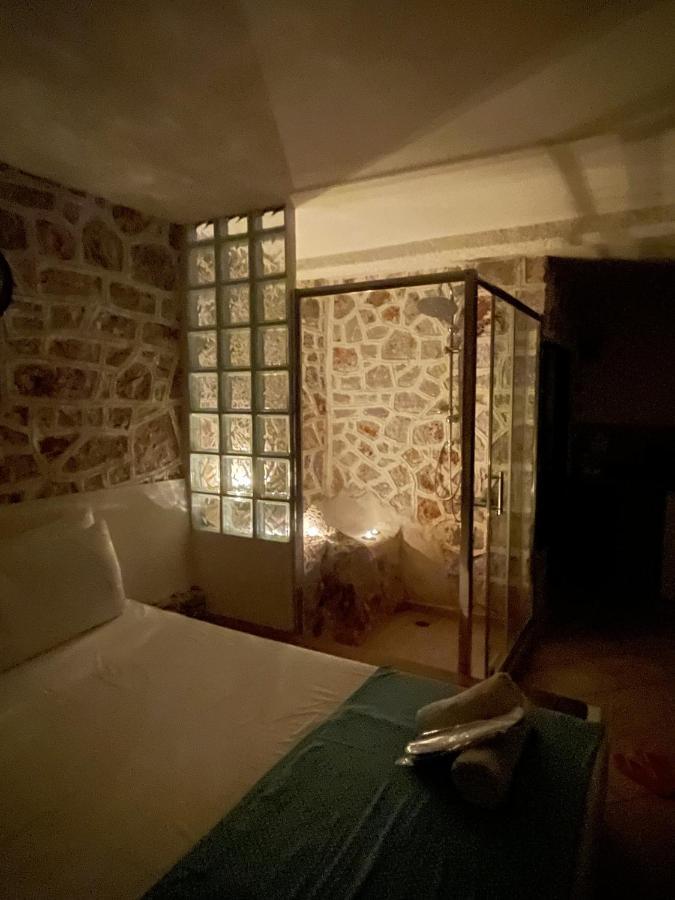 Marina Castellana Studios II Chalki Town Eksteriør bilde